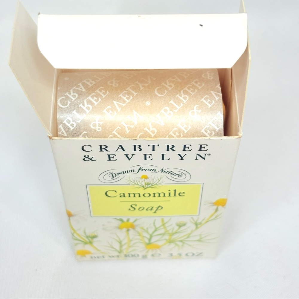 Vintage 1995 Crabtree & Evelyn Camomile Bar Soap 3.5 oz NOS Brand New RARE. - Picture 2 of 3